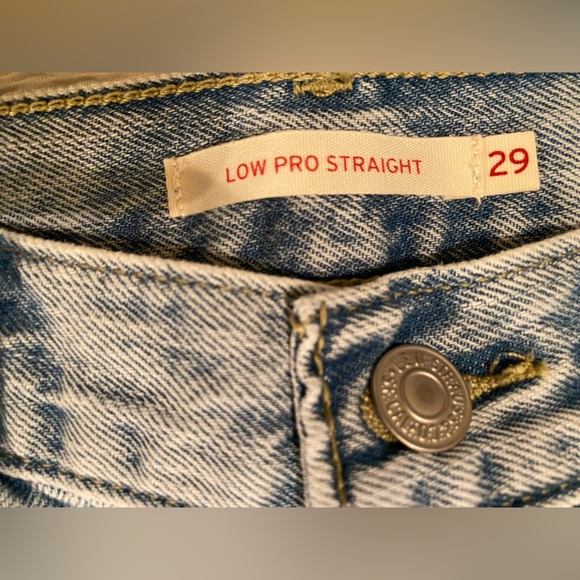 Levi Strauss &Co Women’s Low Pro/ Straight Leg Classic Light Wash 29x30,(NWOT’s) - Picture 5 of 15